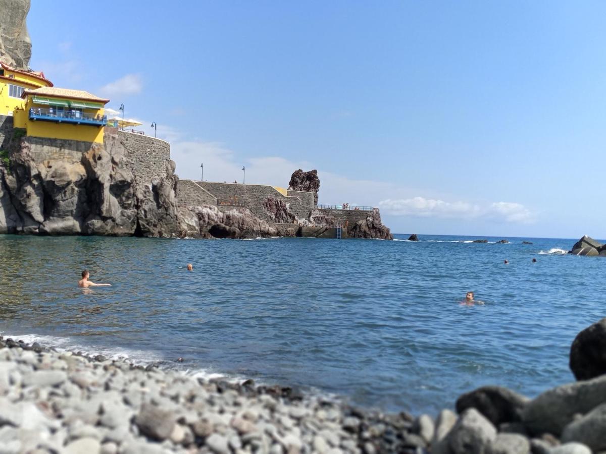 Vаrаndаs Dо Sоl-Vista Relaxante Entre Mar E Montanha Apartment Ponta do Sol  Exterior foto