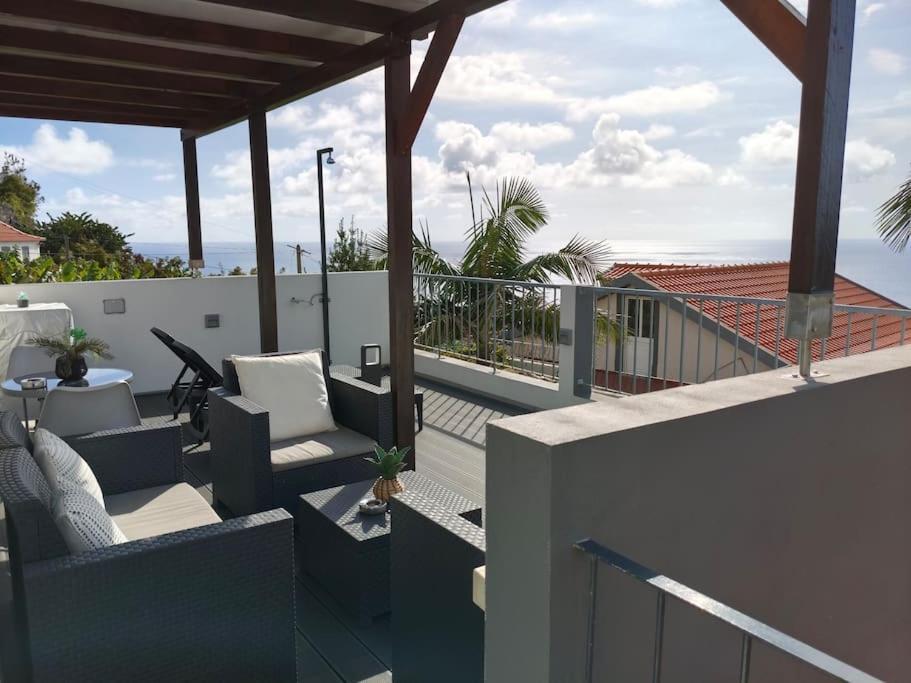 Vаrаndаs Dо Sоl-Vista Relaxante Entre Mar E Montanha Apartment Ponta do Sol  Exterior foto