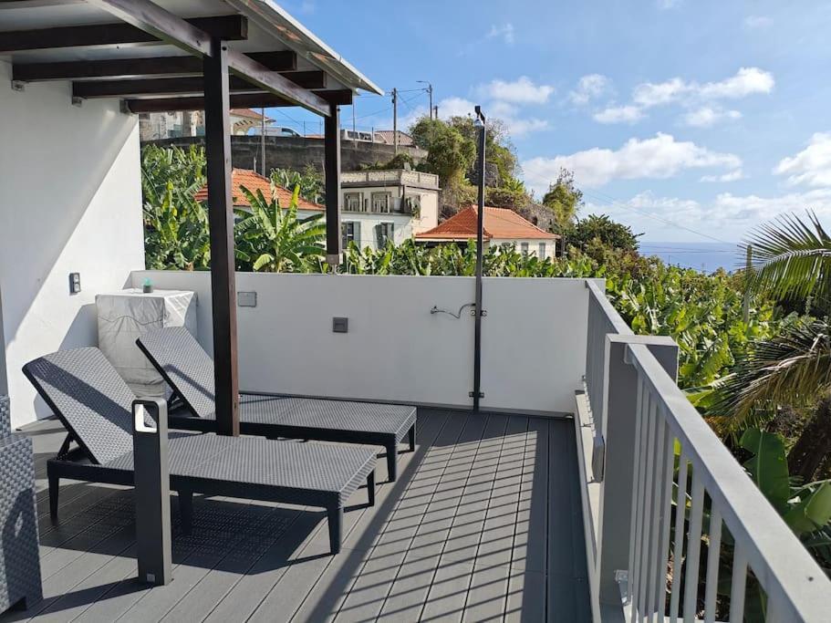 Vаrаndаs Dо Sоl-Vista Relaxante Entre Mar E Montanha Apartment Ponta do Sol  Exterior foto